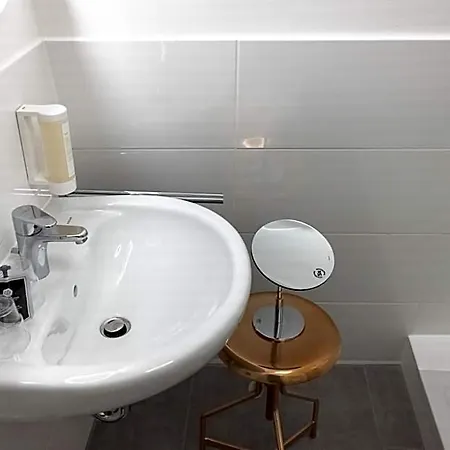 Ana Center - Self-service-hotel 3*