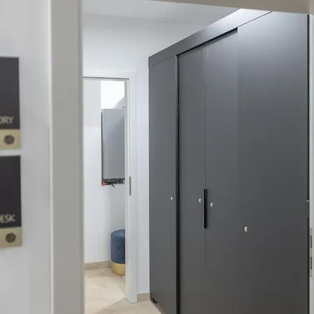 Ana Living Center By Arthotel Ana - Self-service-hotel Hotel 2*