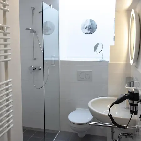 Ana Center - Self-service-hotel Готель 3*