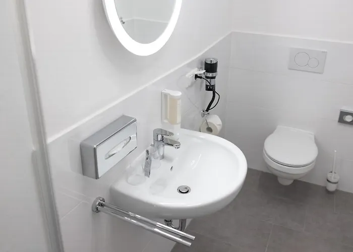 Готель Ana Center - Self-service-hotel 3*