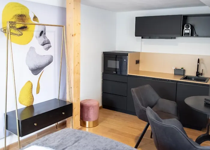 Ana Center - Self-service-hotel Готель 3*